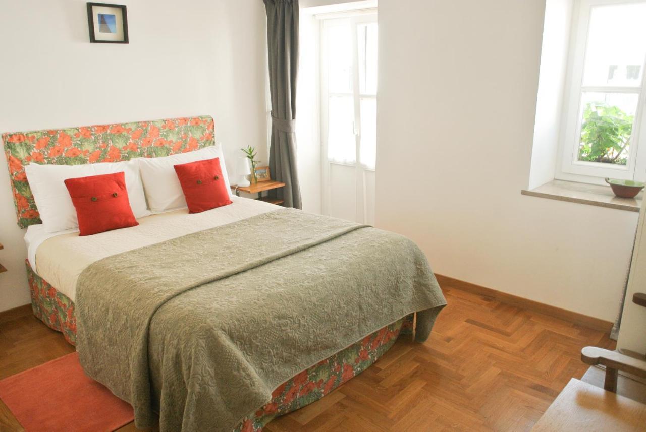 Calcada Guesthouse Тавіра Екстер'єр фото